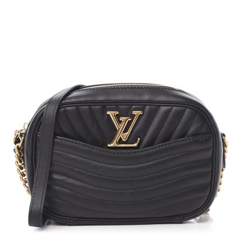 louis vuitton new wave camera bag ราคา|LOUIS VUITTON Calfskin New Wave Camera Bag Black.